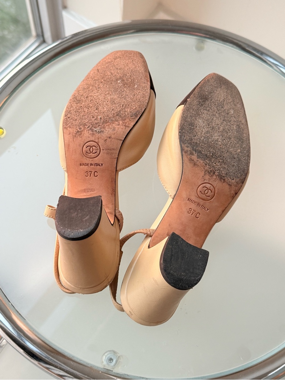 CHANEL Beige and Black Two-Tone Slingback Heels - Picture 12 of 12